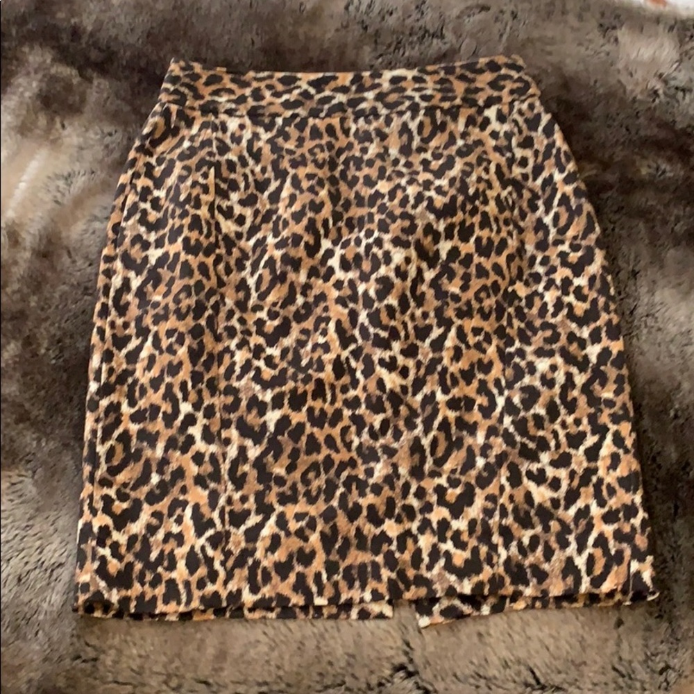 LOFT Leopard Pencil Skirt - Size 00P